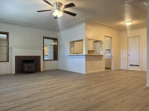 2451 6th Ave in Merced, CA - Building Photo - Building Photo