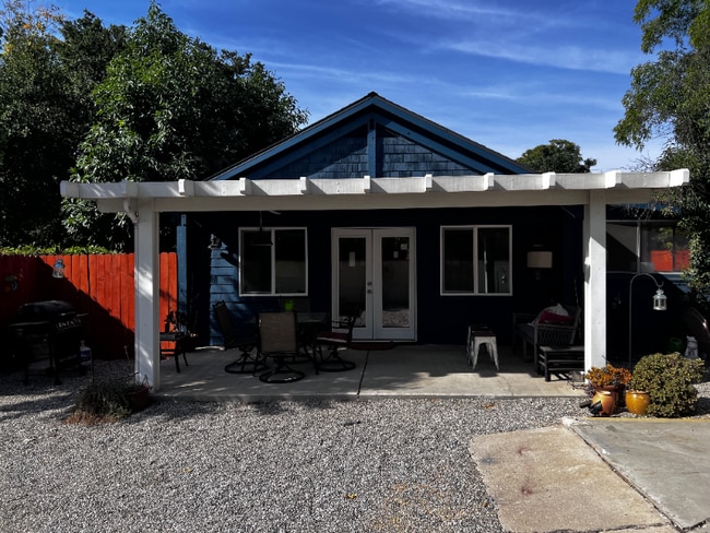 1009 El Sur Ave in Arcadia, CA - Building Photo - Building Photo