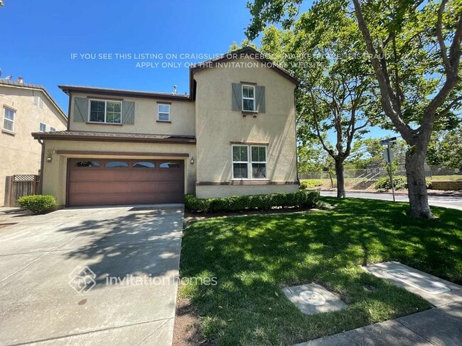 1100 Cunningham St in Vallejo, CA - Foto de edificio - Building Photo