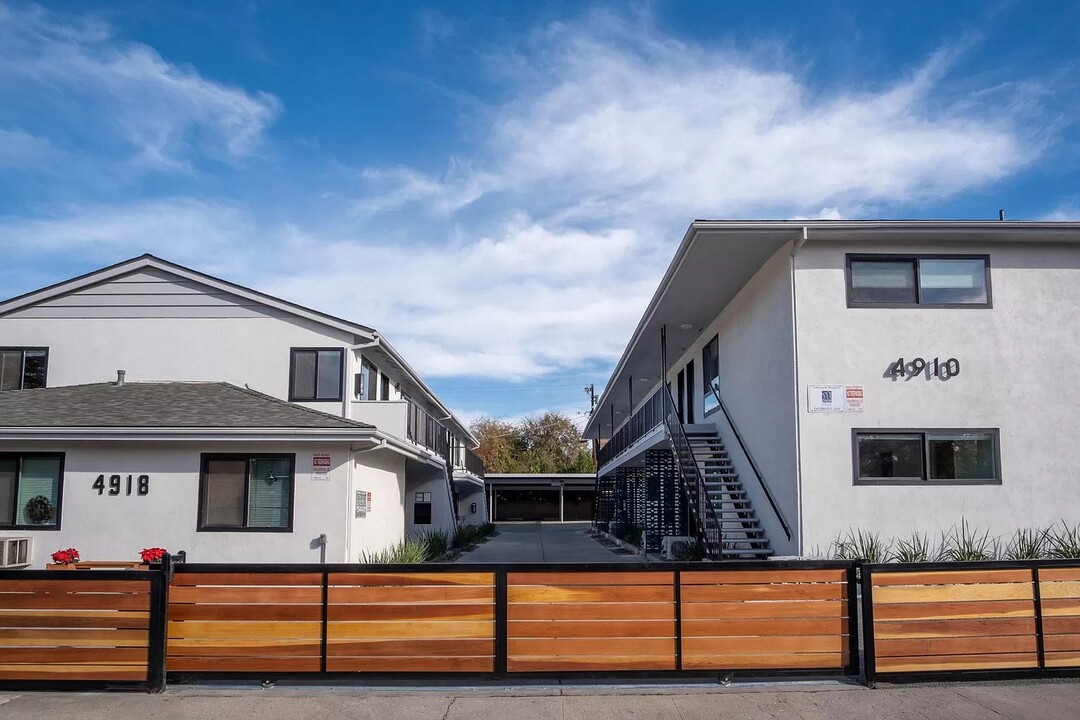 The Maywood Apartments in Los Angeles, CA - Building Photo