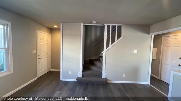 9161 N 86th St in Milwaukee, WI - Foto de edificio - Building Photo