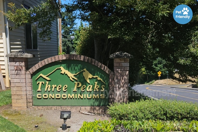 1414 Brandt Rd in Vancouver, WA - Building Photo