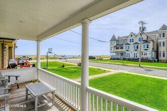 1 Surf Ave in Ocean Grove, NJ - Building Photo - Building Photo