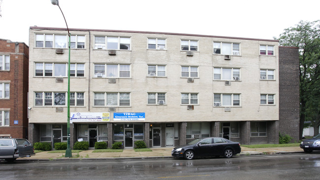 2342-2352 W Touhy Ave in Chicago, IL - Building Photo - Building Photo