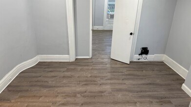 7 Beacon Ave in Jersey City, NJ - Building Photo - Building Photo