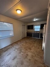 1142 Landmark Ln in Casselberry, FL - Foto de edificio - Building Photo