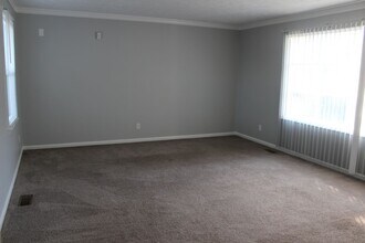 5491 Maplewood Ct in Fayetteville, NC - Building Photo - Building Photo