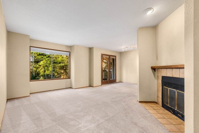 320 10th St in Kirkland, WA - Building Photo - Building Photo