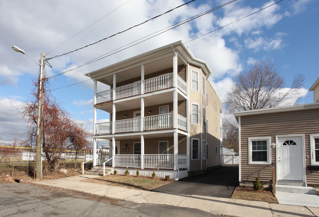 155-159 Park Ave in Torrington, CT - Building Photo