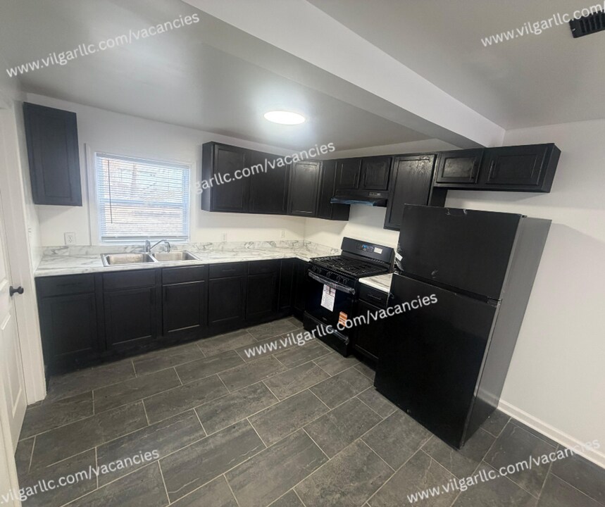 4385 Taney St in Gary, IN - Building Photo