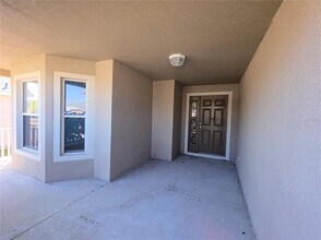 2076 Newtown Rd in Groveland, FL - Building Photo - Building Photo