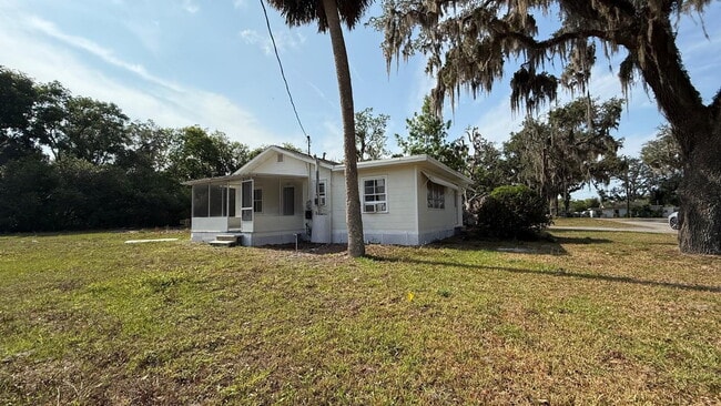 property at 1324 Neely Dr