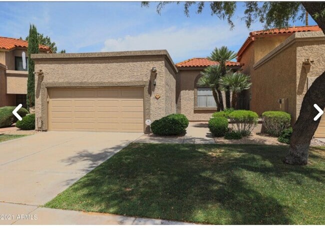 10510 E Vogel Ave