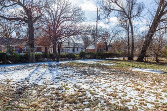 628 S Mission Rd in Wichita, KS - Building Photo - Building Photo