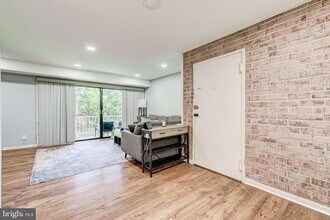 6012 Westchester Dr, Unit 101 in College Park, MD - Building Photo - Building Photo