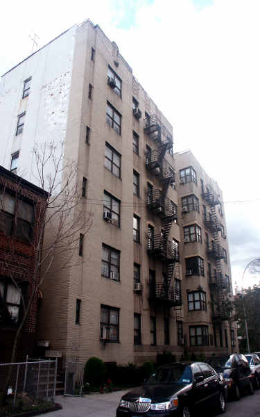 Vee House Bronx Parent House in Bronx, NY - Foto de edificio