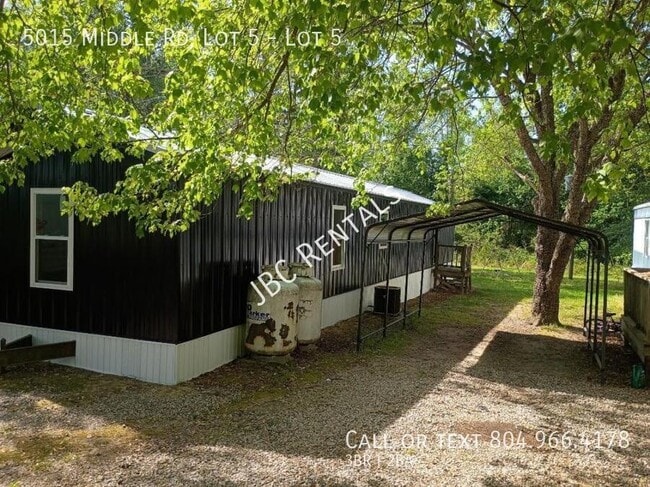 5015 Middle Rd in Prince George, VA - Building Photo - Building Photo