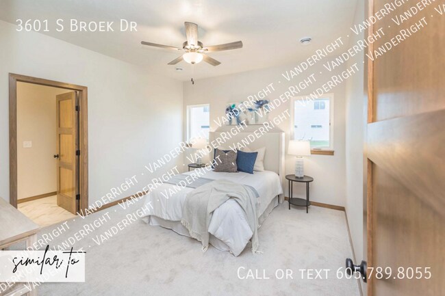 3601 S Broek Dr in Sioux Falls, SD - Building Photo - Building Photo