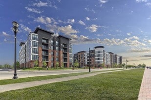 The Breton in Bayonne, NJ - Building Photo