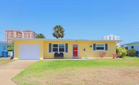 property at 3255 La Paloma Ave