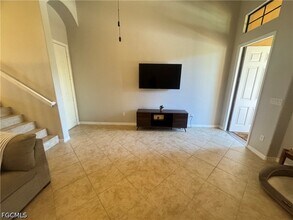 8663 Olinda Way in Ft. Myers, FL - Building Photo - Building Photo