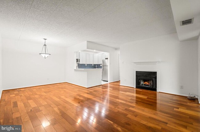 93 Le Forge Ct