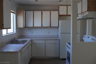 1662 N Lamont St in Las Vegas, NV - Building Photo - Building Photo