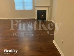 310 Ivey Hollow Cir in Dawsonville, GA - Foto de edificio - Building Photo