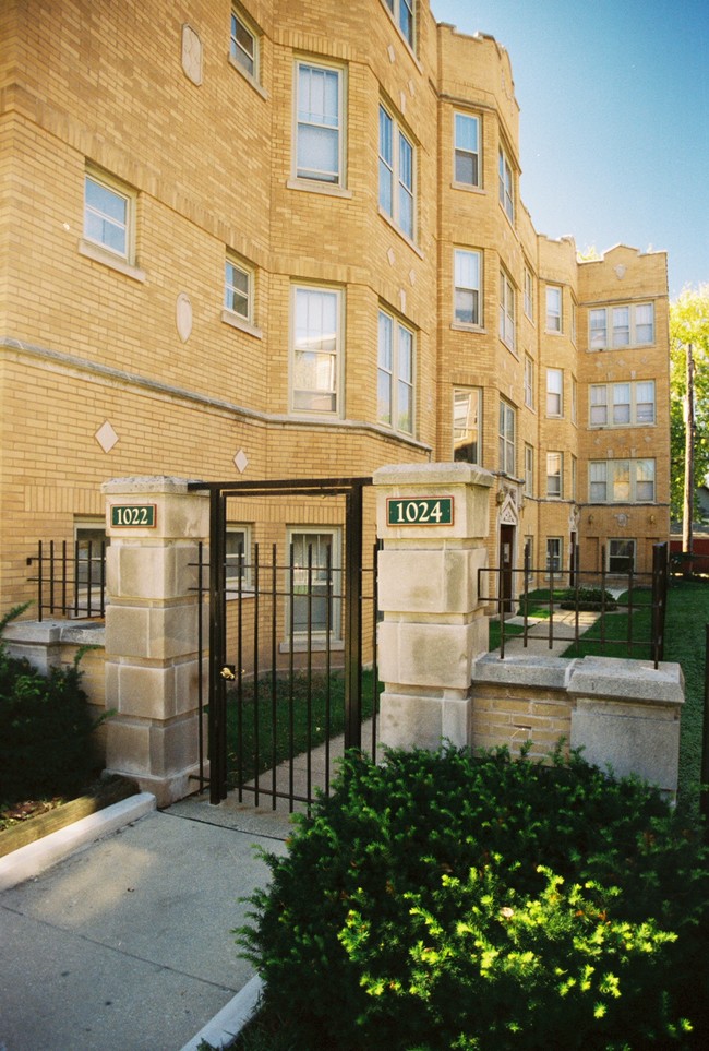 1022 N. Austin in Oak Park, IL - Foto de edificio - Building Photo