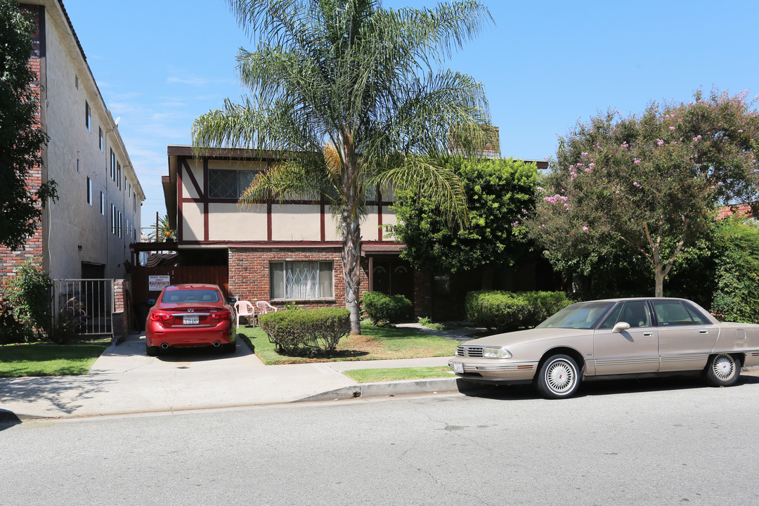 1109 Melrose Ave in Glendale, CA - Building Photo