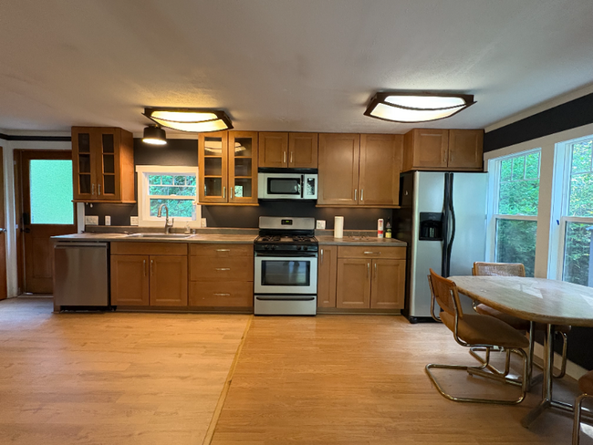 2905 Cedar Ave in Lummi Island, WA - Building Photo - Building Photo