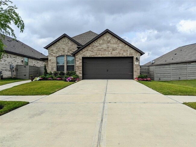 property at 4806 Cedar Butte Ln