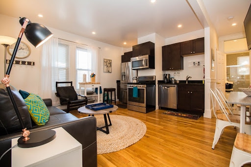 316 Western Ave, Unit 1