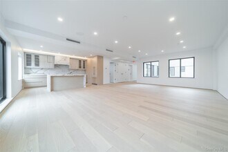 132-55-132-41 41st Rd in Queens, NY - Building Photo - Building Photo