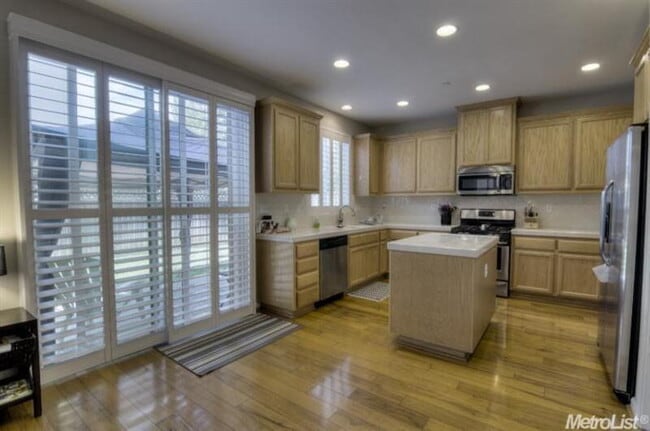 1411 Landmark Cir in Lincoln, CA - Building Photo - Building Photo