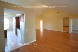 2291 Saratoga Ln in West Palm Beach, FL - Building Photo - Building Photo