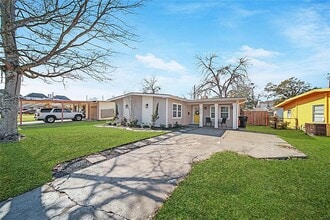 2319 Roy Cir in Houston, TX - Building Photo - Building Photo