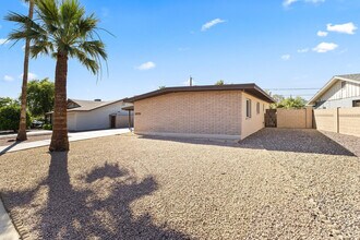 1135 E Palmcroft Dr in Tempe, AZ - Building Photo - Building Photo