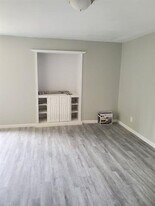 6754 Trail Lake Dr in Fort Worth, TX - Building Photo