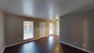 1407 15th Pl in Plano, TX - Building Photo - Building Photo