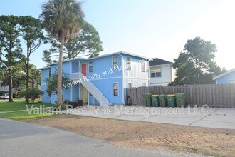 725 7th Ave S in Jacksonville Beach, FL - Building Photo - Building Photo
