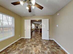 6847 Tadpole Ct in Indianapolis, IN - Foto de edificio - Building Photo