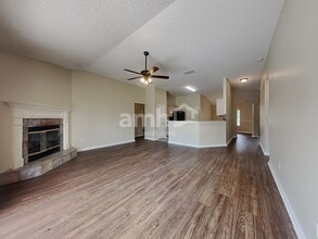 3171 Highland Grove Dr in Orange Park, FL - Foto de edificio - Building Photo