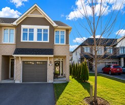 668 Putney Cres in Ottawa, ON - Building Photo
