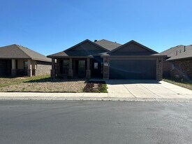 9312 Sagebrush Ave in Odessa, TX - Building Photo