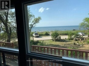 274 Coastline Dr in Wasaga Beach, ON - Building Photo - Building Photo