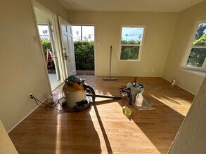 914 E 68th St, Unit B in Inglewood, CA - Building Photo - Building Photo