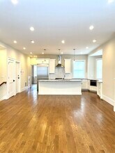 468 Park Dr in Boston, MA - Building Photo - Building Photo