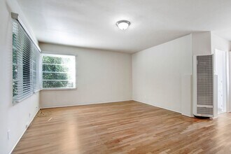 2202-2206 20th St in Santa Monica, CA - Foto de edificio - Building Photo