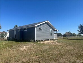 23 Jesus Flores Rd in Monte Alto, TX - Building Photo - Building Photo